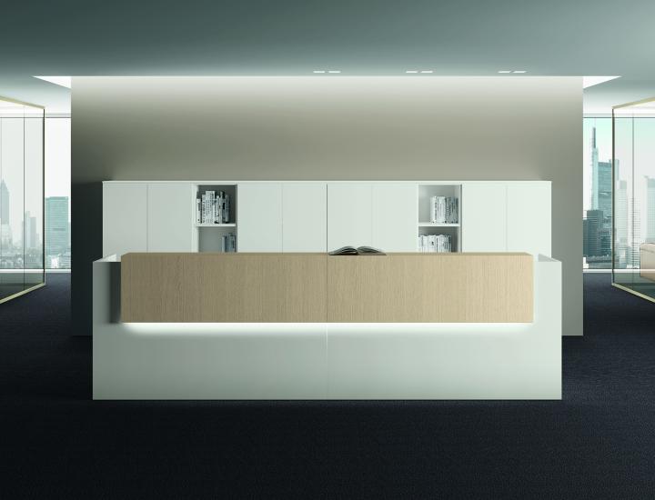 POINT - photo 1