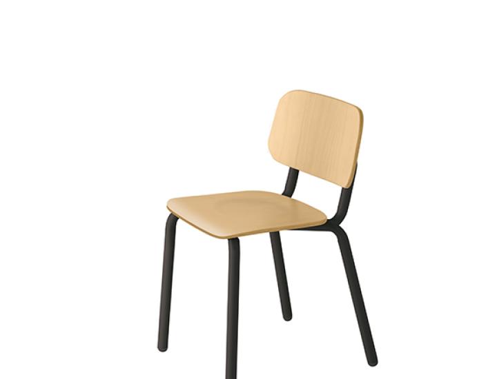 Chaise Hull ET AL. sur fond blanc