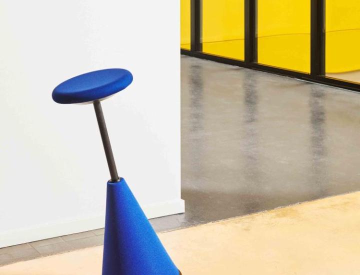 Tabouret ergonomique Giroflex 10 en espace pro