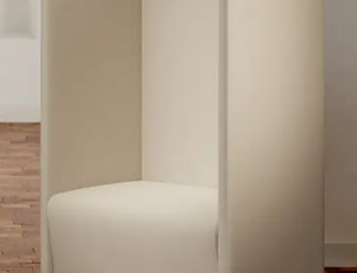 Box acoustique Amity Solo 1 place sur fond blanc