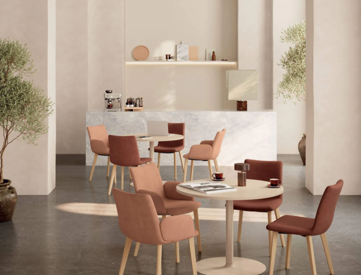 Table Chill installée dans un espace détente d’entreprise
