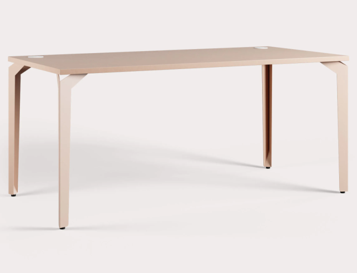 Bureau Paris sur fond blanc avec piètement triangulaire design