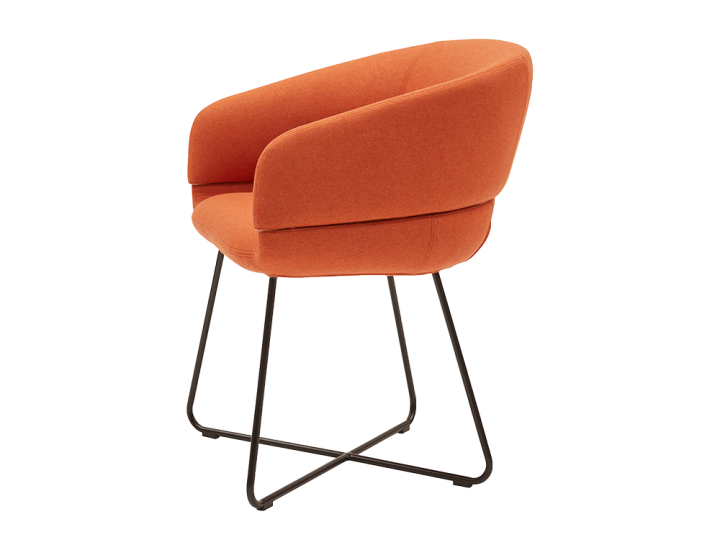 Fauteuil CALETO Softline design ergonomique fond blanc.