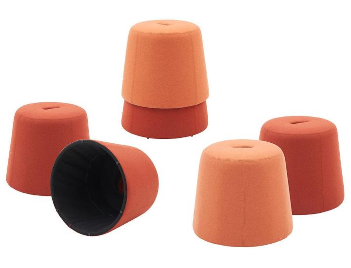 Pouf RON Softline empilable design sur fond blanc.