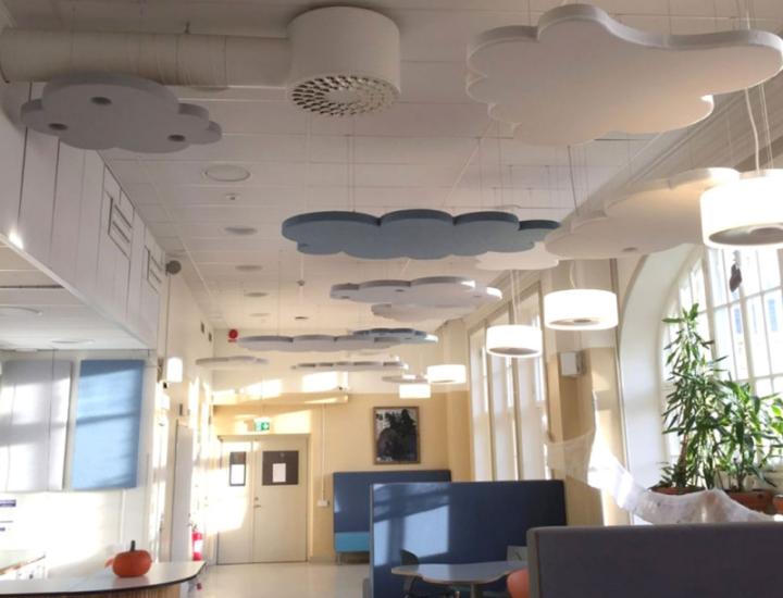 Cloudz Zilenzio – Solution acoustique suspendue design pour espaces professionnels et open space