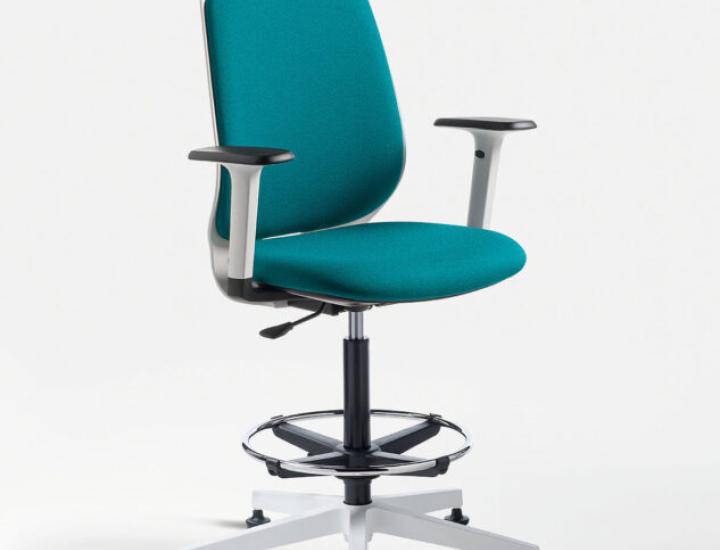 Tabouret Key Smart Stool Kastel dossier micro-perforé noir