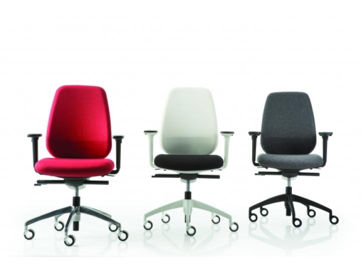 Luxy Pratica – La chaise de bureau opérative ergonomique pour tous les espaces de travail collectifs